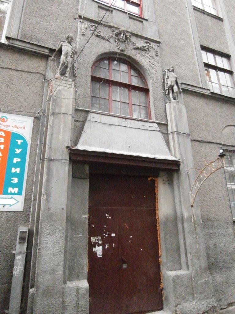 P9062135