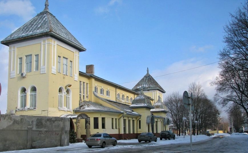 zdanie-ippodroma-2011