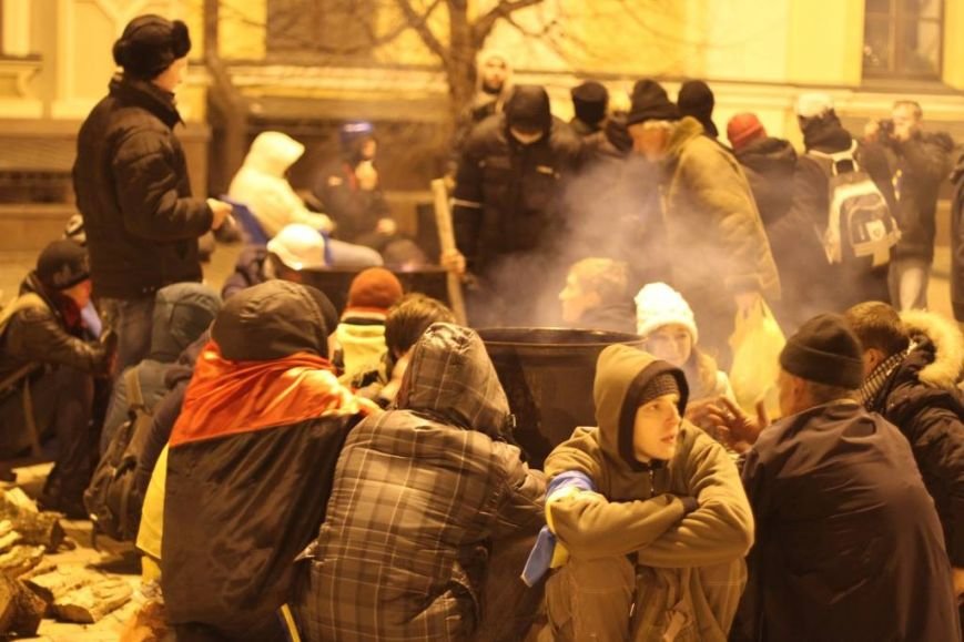 Два взгляда на киевский Евромайдан из Луганска: сборище без..., фото-5 Два взгляда на киевский Евромайдан из Луганска: сборище бездельников или настоящее украинское чудо?, фото-5