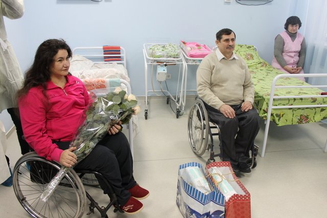 В Симферополе в семье инвалидов-колясочников родилась двойня