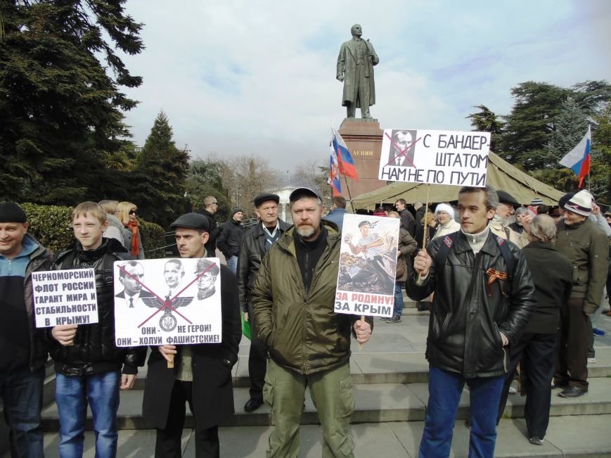 В день официального прошения Путина о вводе войск в АРК в Ялте провели пророссийский митинг (ФОТОРЕПОРТАЖ), фото-11