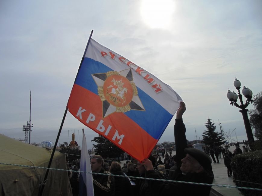 В день официального прошения Путина о вводе войск в АРК в Ялте провели пророссийский митинг (ФОТОРЕПОРТАЖ), фото-8