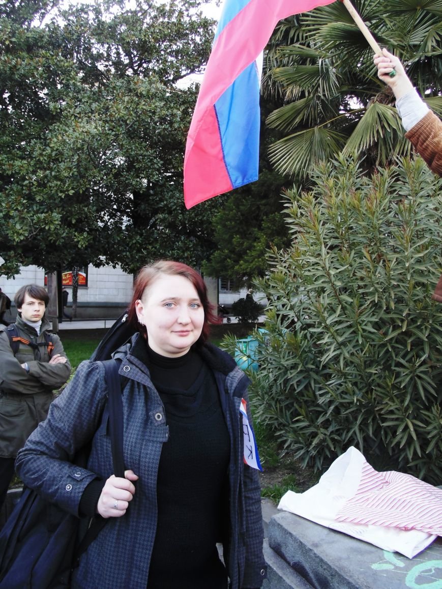 В Ялте мирный пророссийский митинг о статусе АРК сопровождался избиением неизвестного провокатора и давлением на прессу (ФОТО, ВИДЕО), фото-7