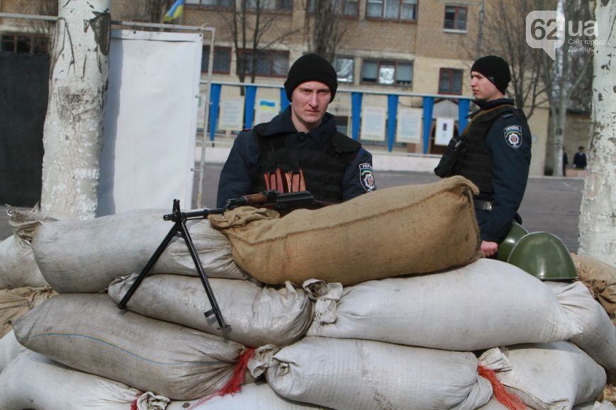 В Донецк прибыли верные присяге военные из Крыма - без оружия, но с оптимизмом (ФОТО, ВИДЕО) (фото) - фото 3