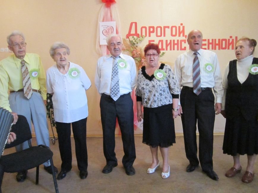 И льется душевная песня И льется душевная песня