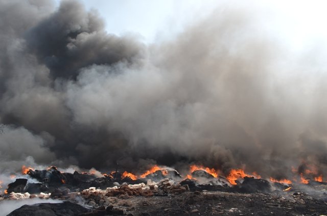 горят покрышки горят покрышки