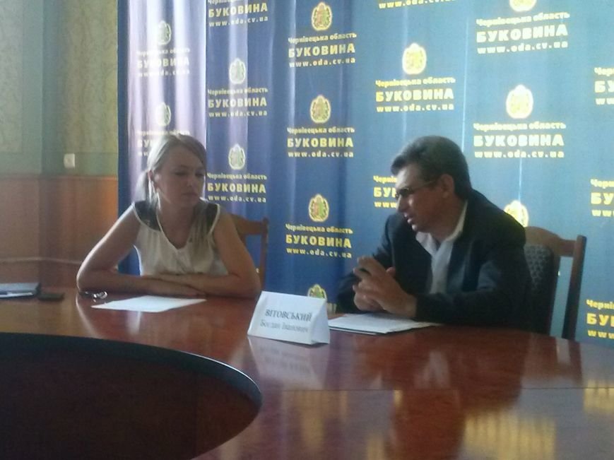 На будівництво нового критого басейну в Чернівцях необхідно витратити 30 мільйонів гривень (фото) - фото 1 На будівництво нового критого басейну в Чернівцях необхідно витратити 30 мільйонів гривень (фото) - фото 1