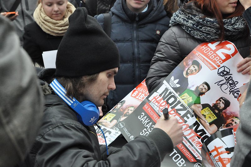 Альтернатива рекомендациям. Noize MC выступил перед белгоро..., фото-5 Альтернатива рекомендациям. Noize MC выступил перед белгородцами бесплатно и на улице, фото-5