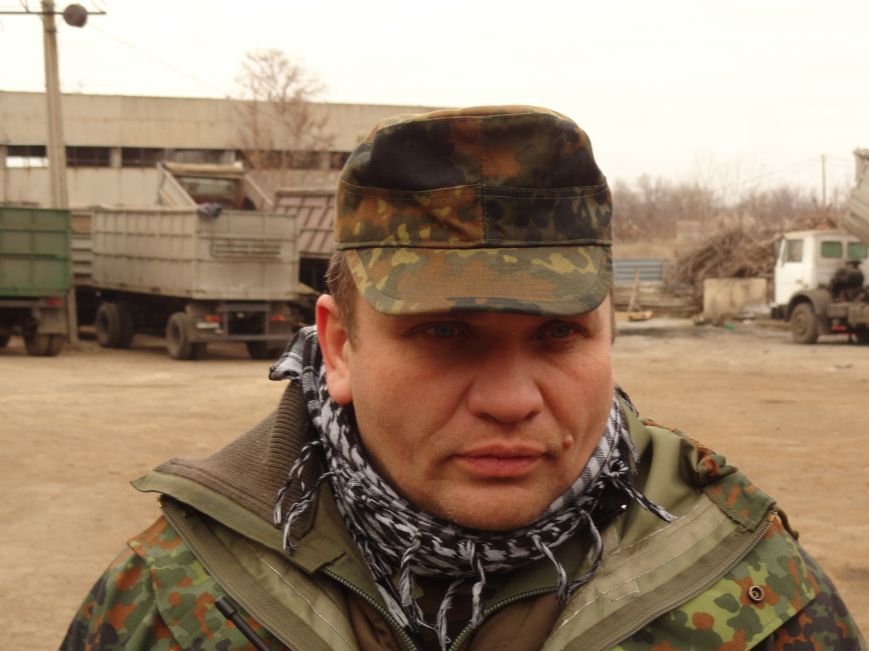 В Мариуполе бесплатные дрова получили 90 социально незащищённых семей и военные (ФОТОРЕПОРТАЖ) (фото) - фото 1 В Мариуполе бесплатные дрова получили 90 социально незащищённых семей и военные (ФОТОРЕПОРТАЖ) (фото) - фото 1