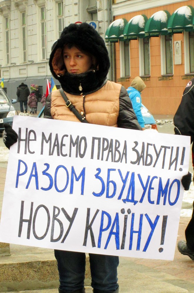 «Ненаказанное зло растет»: одесситы требуют наказать виновных в разгоне Евромайданов (ФОТОРЕПОРТАЖ) (фото) - фото 4 «Ненаказанное зло растет»: одесситы требуют наказать виновных в разгоне Евромайданов (ФОТОРЕПОРТАЖ) (фото) - фото 4