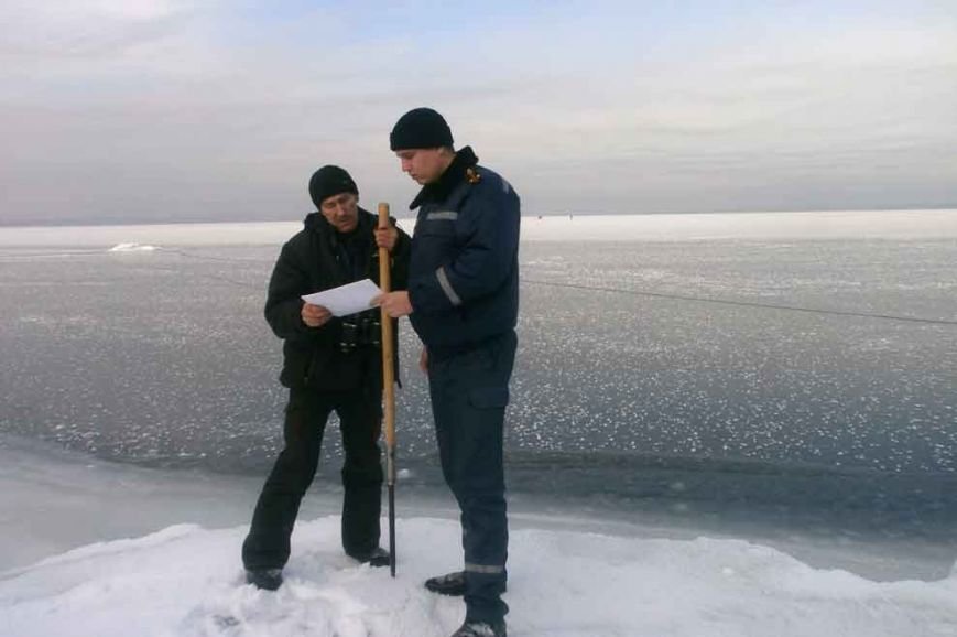В Кривом Роге на водоемах замечено более 30 рыболовов (фото) - фото 2 В Кривом Роге на водоемах замечено более 30 рыболовов (фото) - фото 2