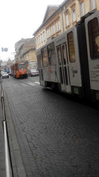 Ситуація на дорогах Львова: ДТП на вул. Личаківській (ФОТО) (фото) - фото 2 Ситуація на дорогах Львова: ДТП на вул. Личаківській (ФОТО) (фото) - фото 2