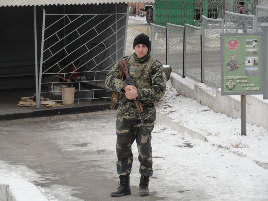 В день ВСУ у пограничников Мариуполя прошел молебен памяти погибших воинов (ФОТОРЕПОРТАЖ) (фото) - фото 6 В день ВСУ у пограничников Мариуполя прошел молебен памяти погибших воинов (ФОТОРЕПОРТАЖ) (фото) - фото 6