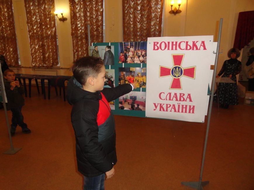 Мариуполь поздравил своих защитников в день ВСУ(ФОТОРЕПОРТАЖ) (фото) - фото 3 Мариуполь поздравил своих защитников в день ВСУ(ФОТОРЕПОРТАЖ) (фото) - фото 3