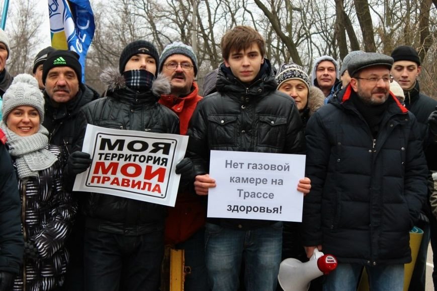 В Одессе борцы за Ланжерон в качестве протеста сожгли автомобиль. Пока картонный (ФОТО) (фото) - фото 6 В Одессе борцы за Ланжерон в качестве протеста сожгли автомобиль. Пока картонный (ФОТО) (фото) - фото 6