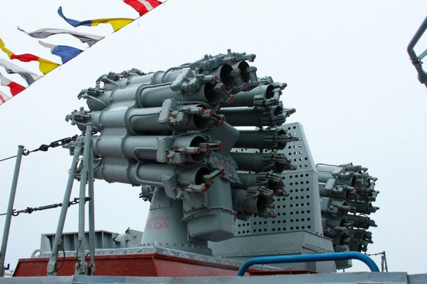 Почувствовать себя морским волком: одесситам устроили экскурсию на военных кораблях (фото) - фото 1 Почувствовать себя морским волком: одесситам устроили экскурсию на военных кораблях (фото) - фото 1