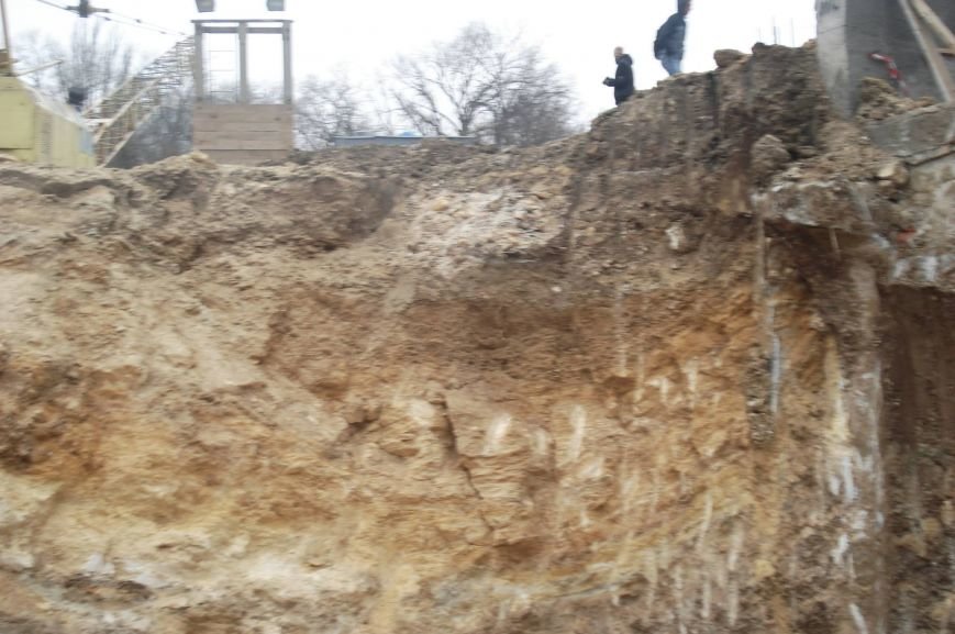 На одесском Ланжероне активизировались строители (ФОТО) (фото) - фото 1 На одесском Ланжероне активизировались строители (ФОТО) (фото) - фото 1