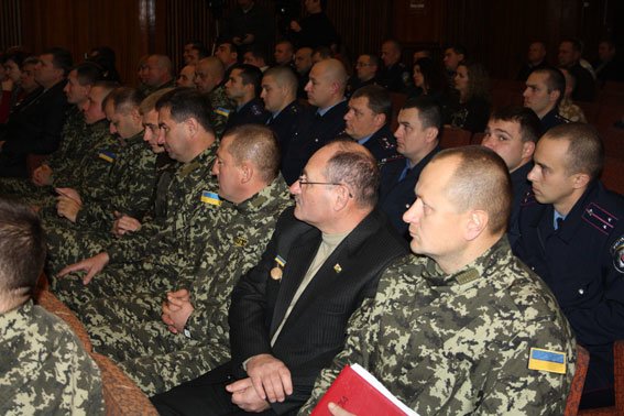 В Кременчуге «За верность народу Украины» были награждены военные, правоохранители и волонтёры (ФОТО) (фото) - фото 1 В Кременчуге «За верность народу Украины» были награждены военные, правоохранители и волонтёры (ФОТО) (фото) - фото 1