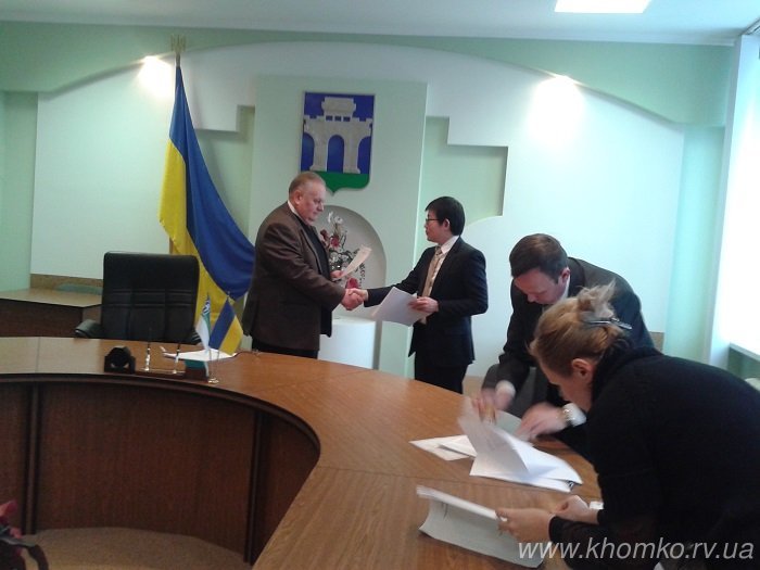 Влада підписала угоду з корейською фірмою про запровадження єдиного квитка (фото) - фото 1 Влада підписала угоду з корейською фірмою про запровадження єдиного квитка (фото) - фото 1