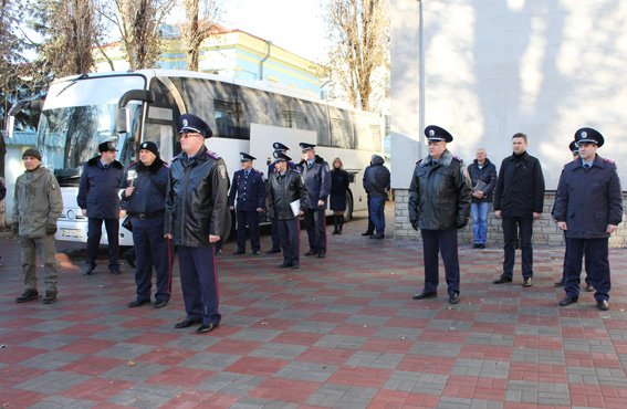 Группу одесских милиционеров отправили в АТО (ФОТО) (фото) - фото 1 Группу одесских милиционеров отправили в АТО (ФОТО) (фото) - фото 1