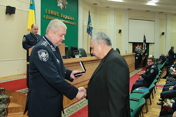 В Украине чествуют ликвидаторов аварии на Чернобыльской АЭС (фото)... В Украине чествуют ликвидаторов аварии на Чернобыльской АЭС (фото) - фото 2