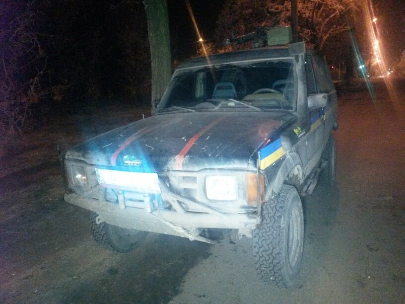 В Мариуполе милиционеры из Киева и Ивана-Франковска задержали китайский внедорожник, скрывшийся с места ДТП (ФОТО) (фото) - фото 1 В Мариуполе милиционеры из Киева и Ивана-Франковска задержали китайский внедорожник, скрывшийся с места ДТП (ФОТО) (фото) - фото 1