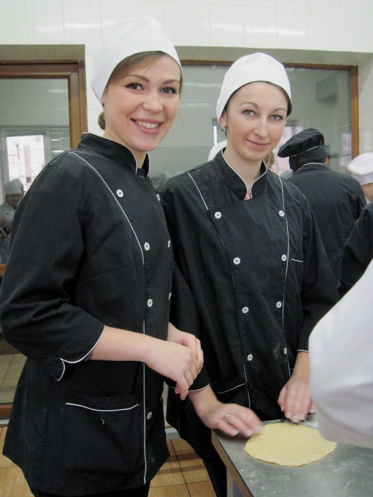 «РУЄВИТ» та майбутні кондитери випікали медові пряники (фото) - фото 5 «РУЄВИТ» та майбутні кондитери випікали медові пряники (фото) - фото 5