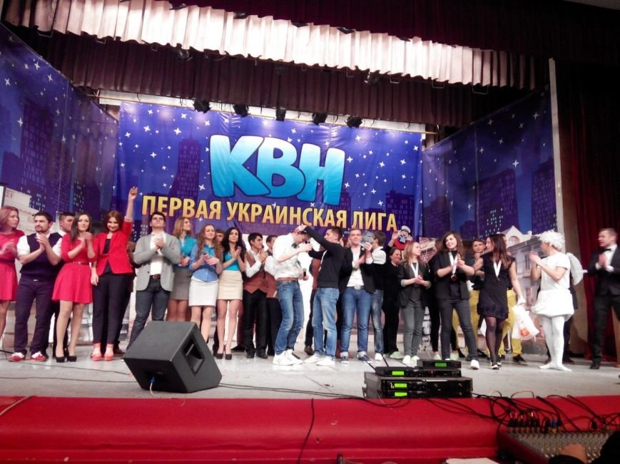 КВНщицы из СумГУ побывали в столице юмора (ФОТО) (фото) - фото 1 КВНщицы из СумГУ побывали в столице юмора (ФОТО) (фото) - фото 1