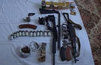 В соседнем Артемовске задержали боевика по прозвищу «Монах», поставлявшего оружие террористам (фото) - фото 1 В соседнем Артемовске задержали боевика по прозвищу «Монах», поставлявшего оружие террористам (фото) - фото 1