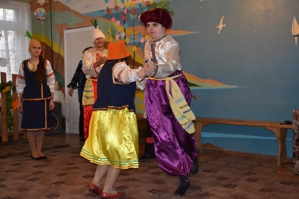 Мариупольские волонтеры посетили детей с особыми потребностями (ФОТО) (фото) - фото 1 Мариупольские волонтеры посетили детей с особыми потребностями (ФОТО) (фото) - фото 1
