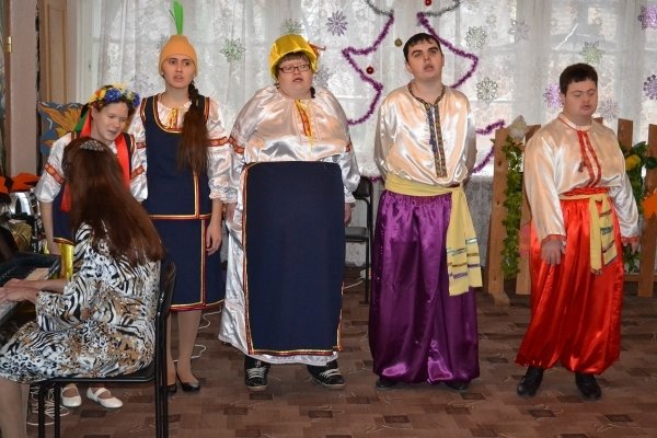 Мариупольские волонтеры посетили детей с особыми потребностями (ФОТО) (фото) - фото 1 Мариупольские волонтеры посетили детей с особыми потребностями (ФОТО) (фото) - фото 1