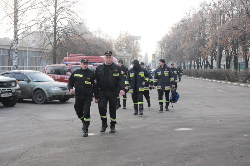 Поляки на пожарных машинах привезли в Харьков «гуманитарку» для переселенцев (AJNJ) (фото) - фото 1 Поляки на пожарных машинах привезли в Харьков «гуманитарку» для переселенцев (AJNJ) (фото) - фото 1