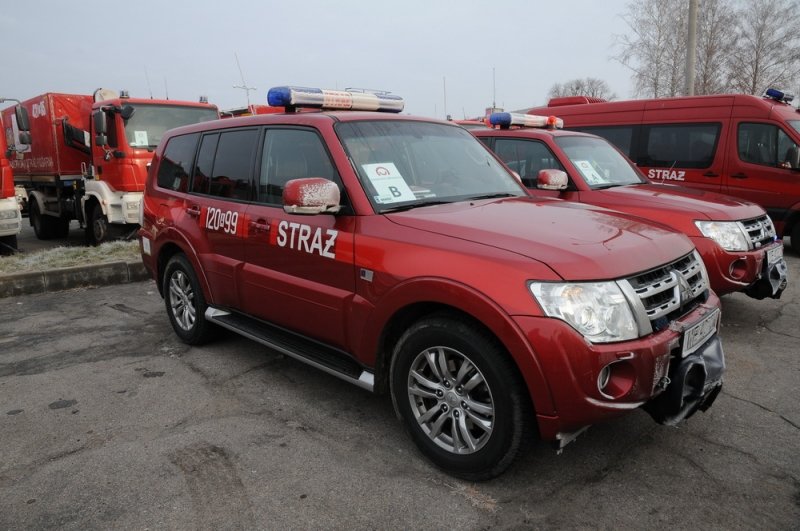 Поляки на пожарных машинах привезли в Харьков «гуманитарку» для переселенцев (AJNJ) (фото) - фото 1 Поляки на пожарных машинах привезли в Харьков «гуманитарку» для переселенцев (AJNJ) (фото) - фото 1