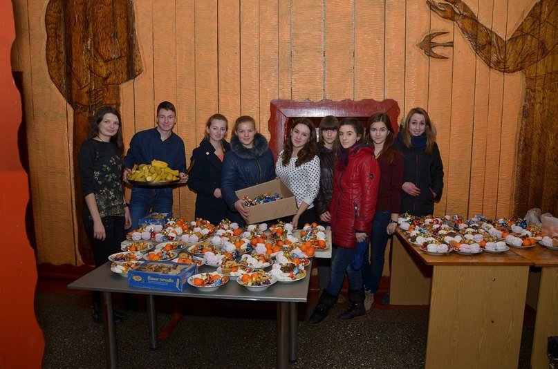 До Вербської школи-інтернату завітав Святий Миколай (фото) - фото 3 До Вербської школи-інтернату завітав Святий Миколай (фото) - фото 3