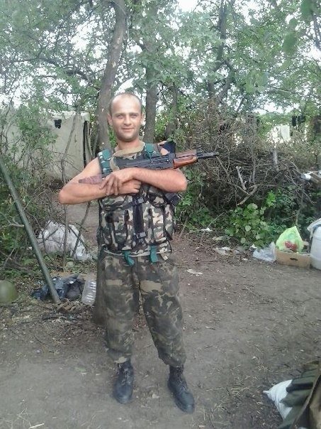 Завтра в Кривом Роге простятся с бойцом 40 батальона Константином Нечепуренко, погибшим в зоне АТО (фото) - фото 1 Завтра в Кривом Роге простятся с бойцом 40 батальона Константином Нечепуренко, погибшим в зоне АТО (фото) - фото 1