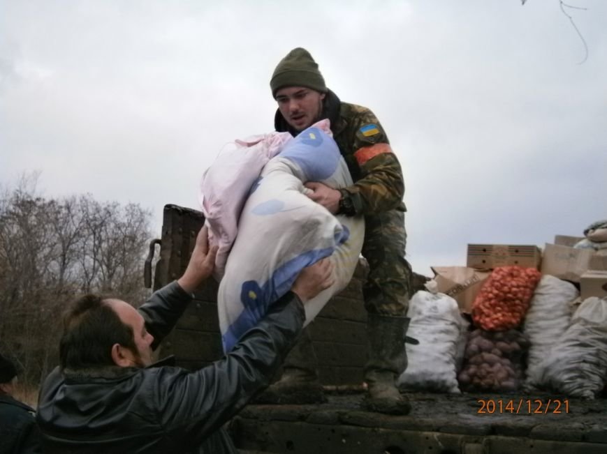 Бойцы 17 танковой бригады поблагодарили своих маленьких волонтеров за поддержку (ФОТО) (фото) - фото 1 Бойцы 17 танковой бригады поблагодарили своих маленьких волонтеров за поддержку (ФОТО) (фото) - фото 1
