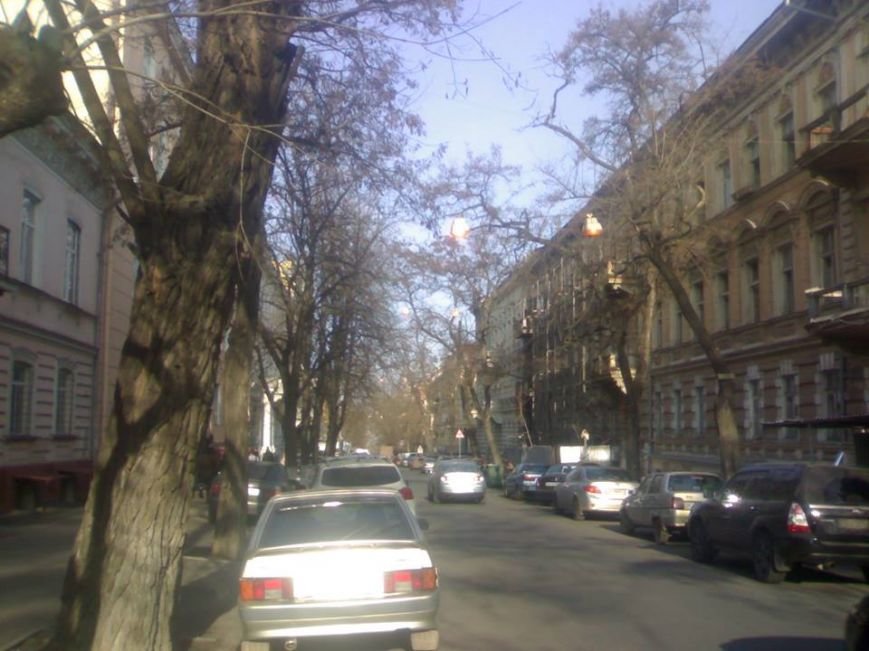 В Одессе экономию электричества превратили в фарс (ФОТО) (фото) - фото 1 В Одессе экономию электричества превратили в фарс (ФОТО) (фото) - фото 1
