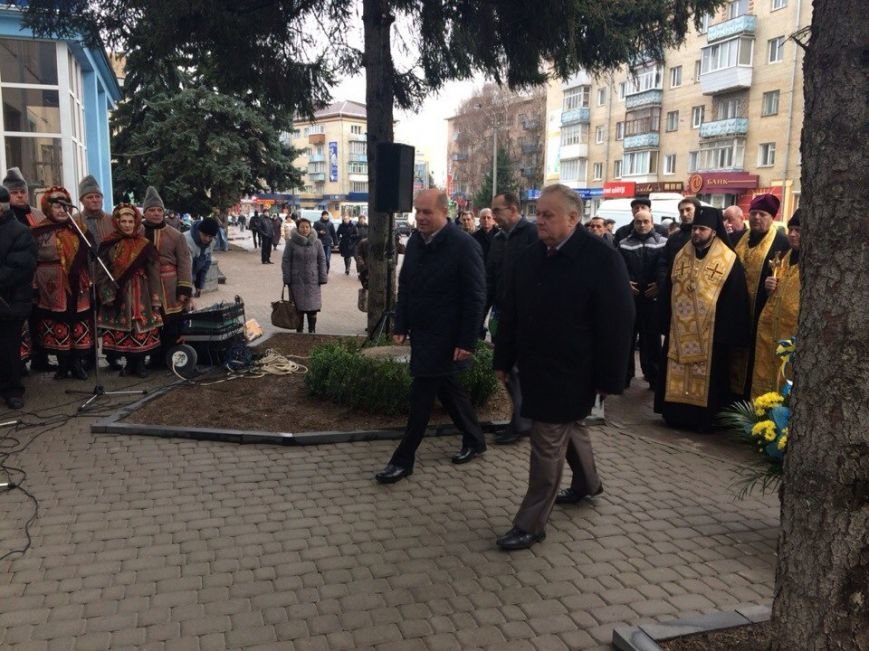 77 річчя В`ячеслава Чорновола у Рівному відзначать особливо (фото) - фото 3 77 річчя В`ячеслава Чорновола у Рівному відзначать особливо (фото) - фото 3