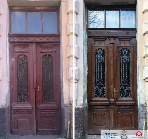 ФОТОФАКТ: на Підзамче відновили старовинну браму за 21 тис. грн (фото) - фото 1 ФОТОФАКТ: на Підзамче відновили старовинну браму за 21 тис. грн (фото) - фото 1