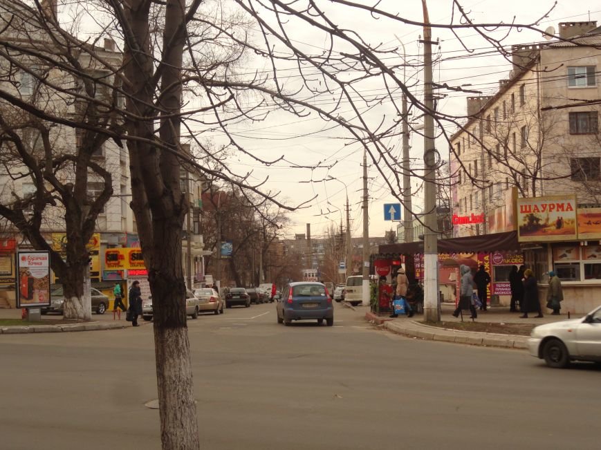 В Мариуполе неизвестные в масках и камуфляже избили мать двоих детей (ФОТО) (фото) - фото 1 В Мариуполе неизвестные в масках и камуфляже избили мать двоих детей (ФОТО) (фото) - фото 1