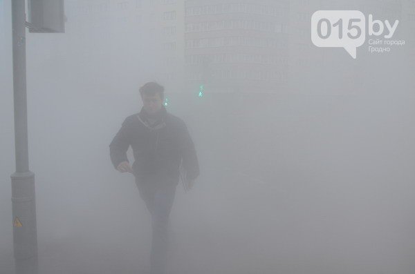 Возле ж/д вокзала прорвало теплотрассу: кипяток заливает дороги и т... Возле ж/д вокзала прорвало теплотрассу: кипяток заливает дороги и тротуары (Фото, видео) (фото) - фото 8