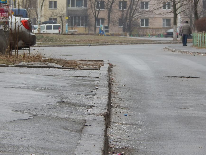 В первый день Нового года киевляне страдают от гололеда (ФОТО) (фото) - фото 1 В первый день Нового года киевляне страдают от гололеда (ФОТО) (фото) - фото 1