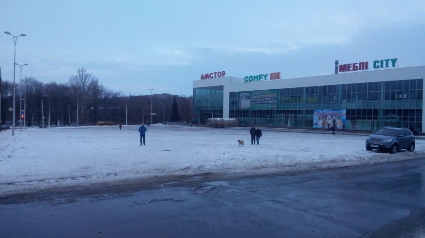 Краматорск остался без «Амстора» из-за рейдерского захвата (фото) - фото 1 Краматорск остался без «Амстора» из-за рейдерского захвата (фото) - фото 1