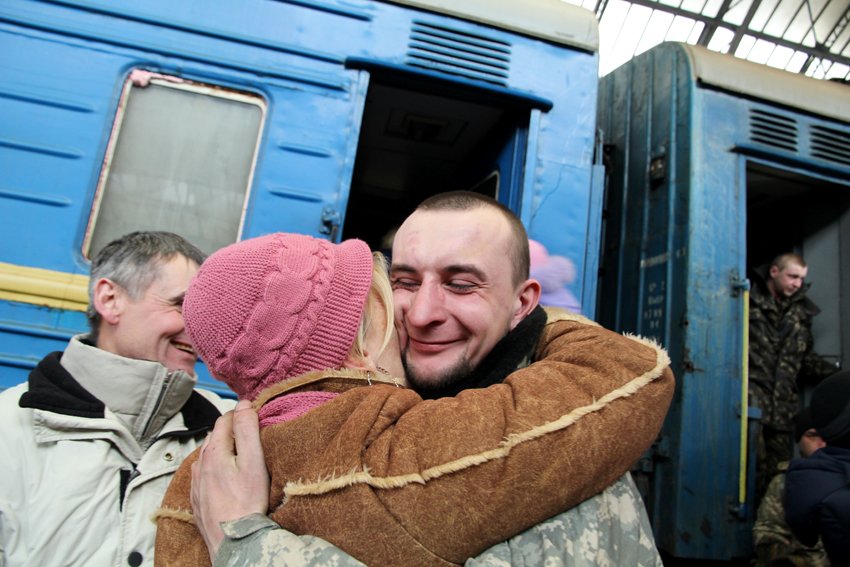 Сьогодні до Львова приїхали 350 Героїв АТО (ФОТОРЕПОРТАЖ) (фото) - фото 10 Сьогодні до Львова приїхали 350 Героїв АТО (ФОТОРЕПОРТАЖ) (фото) - фото 10