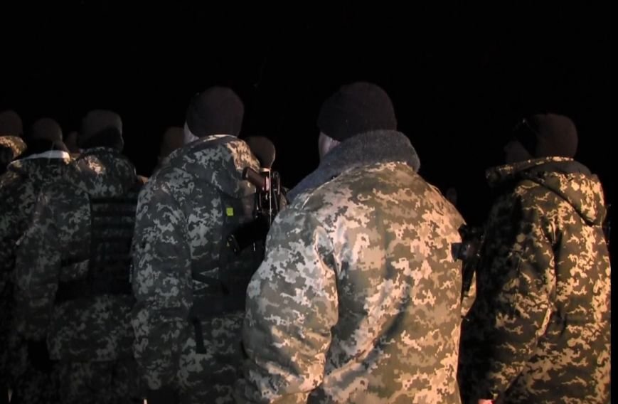Тернопільські бійці Нацгвардії поїхали в зону АТО (ФОТОРЕПОРТАЖ) (фото) - фото 4 Тернопільські бійці Нацгвардії поїхали в зону АТО (ФОТОРЕПОРТАЖ) (фото) - фото 4