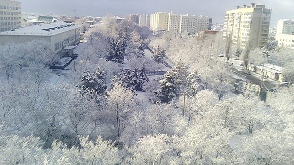 Симферопольцы в соцсетях делятся живописными снимками засне..., фото-6 Симферопольцы в соцсетях делятся живописными снимками заснеженного города (ФОТО), фото-6
