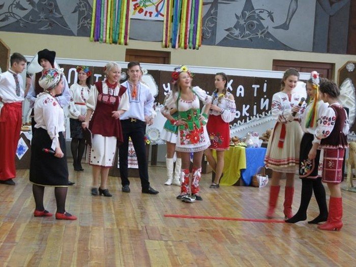 Для лидеров молодежных организаций Кривого Рога организовали новогоднюю вечеринку (ФОТО) (фото) - фото 1 Для лидеров молодежных организаций Кривого Рога организовали новогоднюю вечеринку (ФОТО) (фото) - фото 1