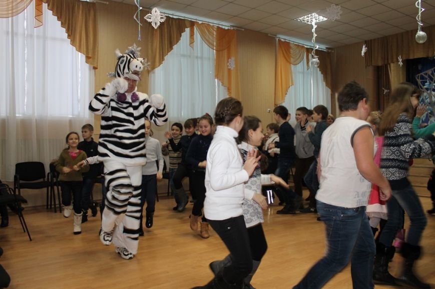 В Артемовске для детей провели благотворительные экскурсии, фото-2 В Артемовске для детей провели благотворительные экскурсии, фото-2