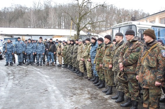 Зі Львова на війну в АТО вирушили 88 бійців (ФОТО) (фото) - фото 4 Зі Львова на війну в АТО вирушили 88 бійців (ФОТО) (фото) - фото 4