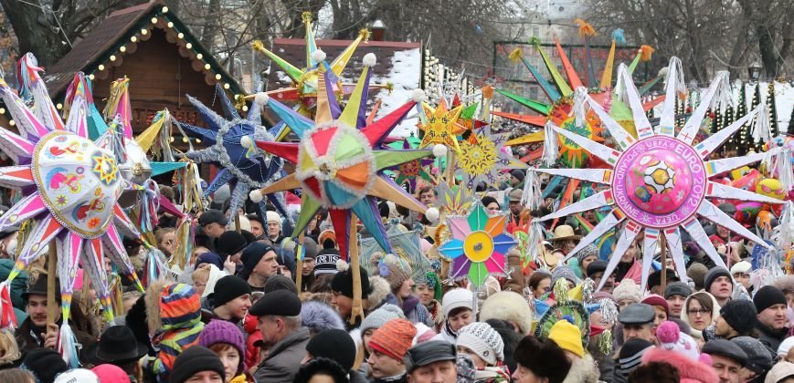 Різдвяний ярмарок відвідали 10 тисяч львів'ян та гостей міста (ФОТОРЕПОРТАЖ) (фото) - фото 4 Різдвяний ярмарок відвідали 10 тисяч львів'ян та гостей міста (ФОТОРЕПОРТАЖ) (фото) - фото 4
